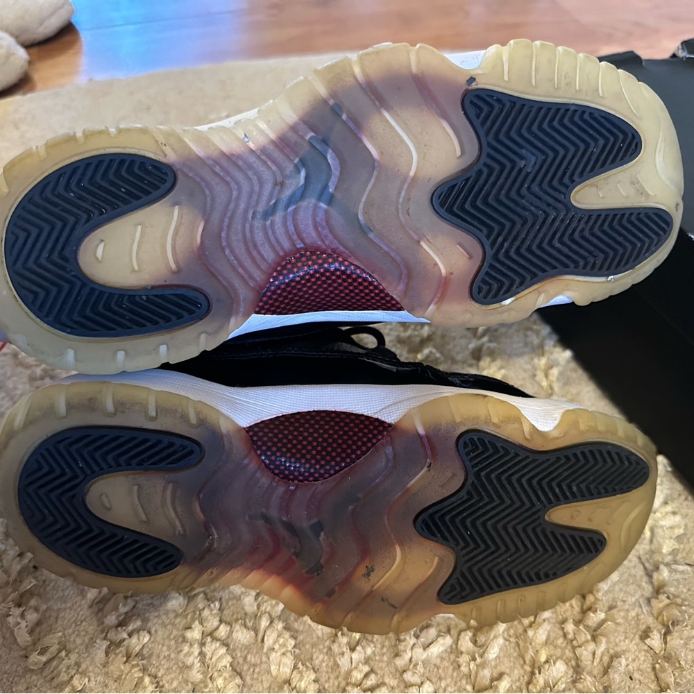Jordan 11 Retro - Picture 3 of 4